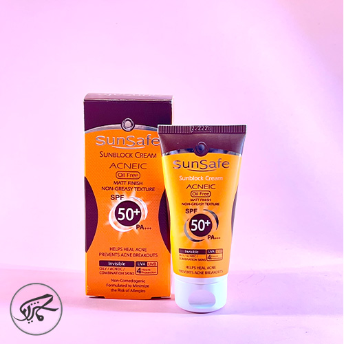 کرم ضدآفتاب آنتی آکنه بی رنگ سان سیف مناسب پوست چرب، مختلط و آکنه دار SunSafe SPF50