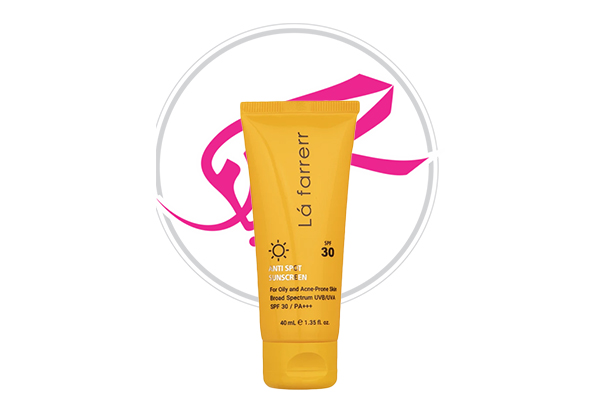 کرم ضد آفتاب ضد لک بی‌رنگ لافارر SPF 30 (پوست چرب و مستعد آکنه)