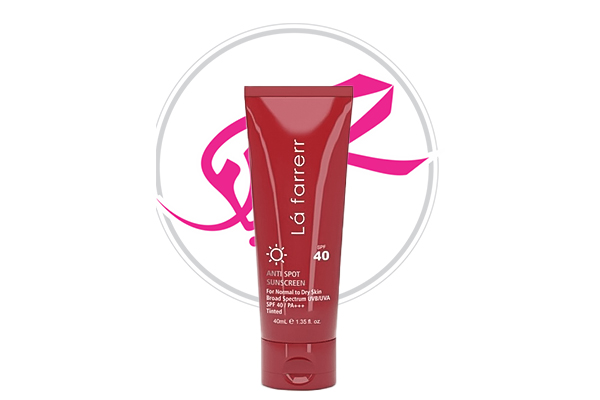 کرم ضد آفتاب و ضد لک رنگی مدیوم لافارر SPF 40 (پوست خشک و حساس)